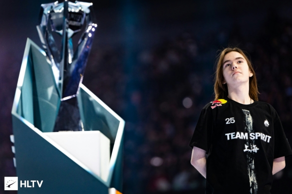 韩网票选S14战队排名：BLG第一，WBG未入前八