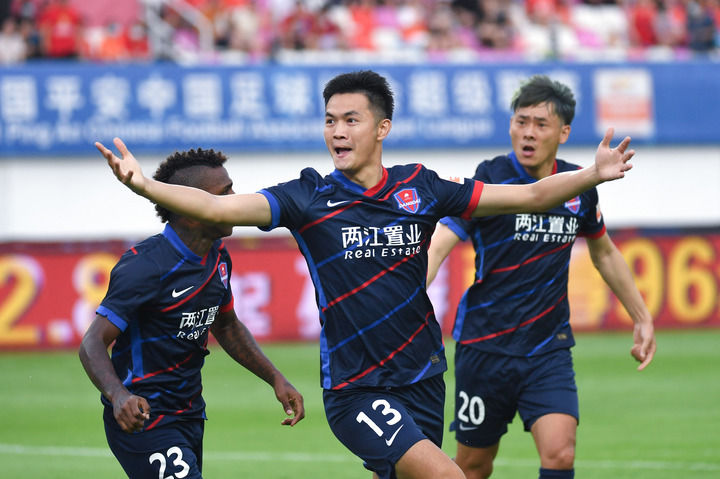s1mple在BC.Game中赢得第三场连续胜利